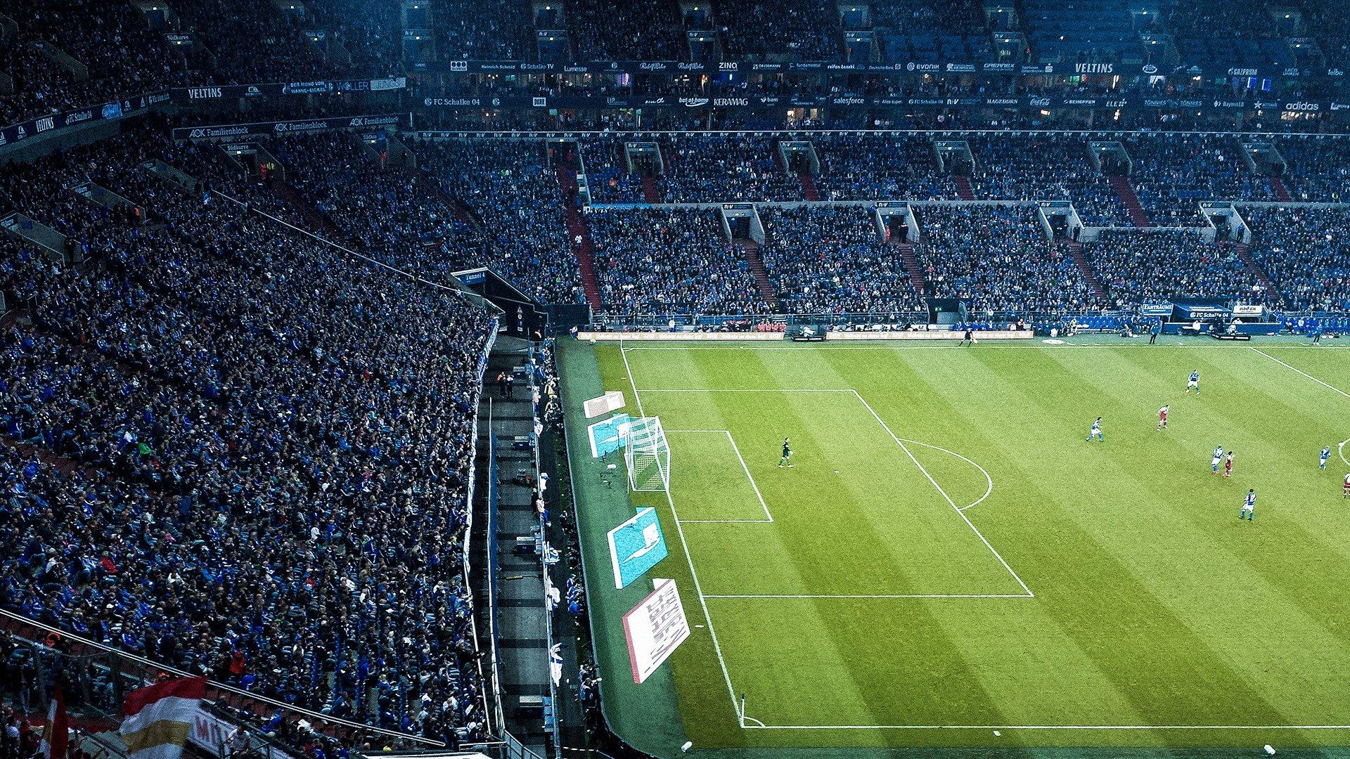 德甲焦点战,吉拉西头球制胜 十人多特半场1-0领先不莱梅 施洛特贝克染红埋隐患