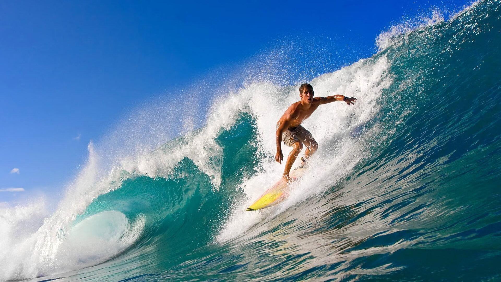 中国男子4x200米自由泳接力创亚洲纪录摘银，展现亚洲泳坛新高度