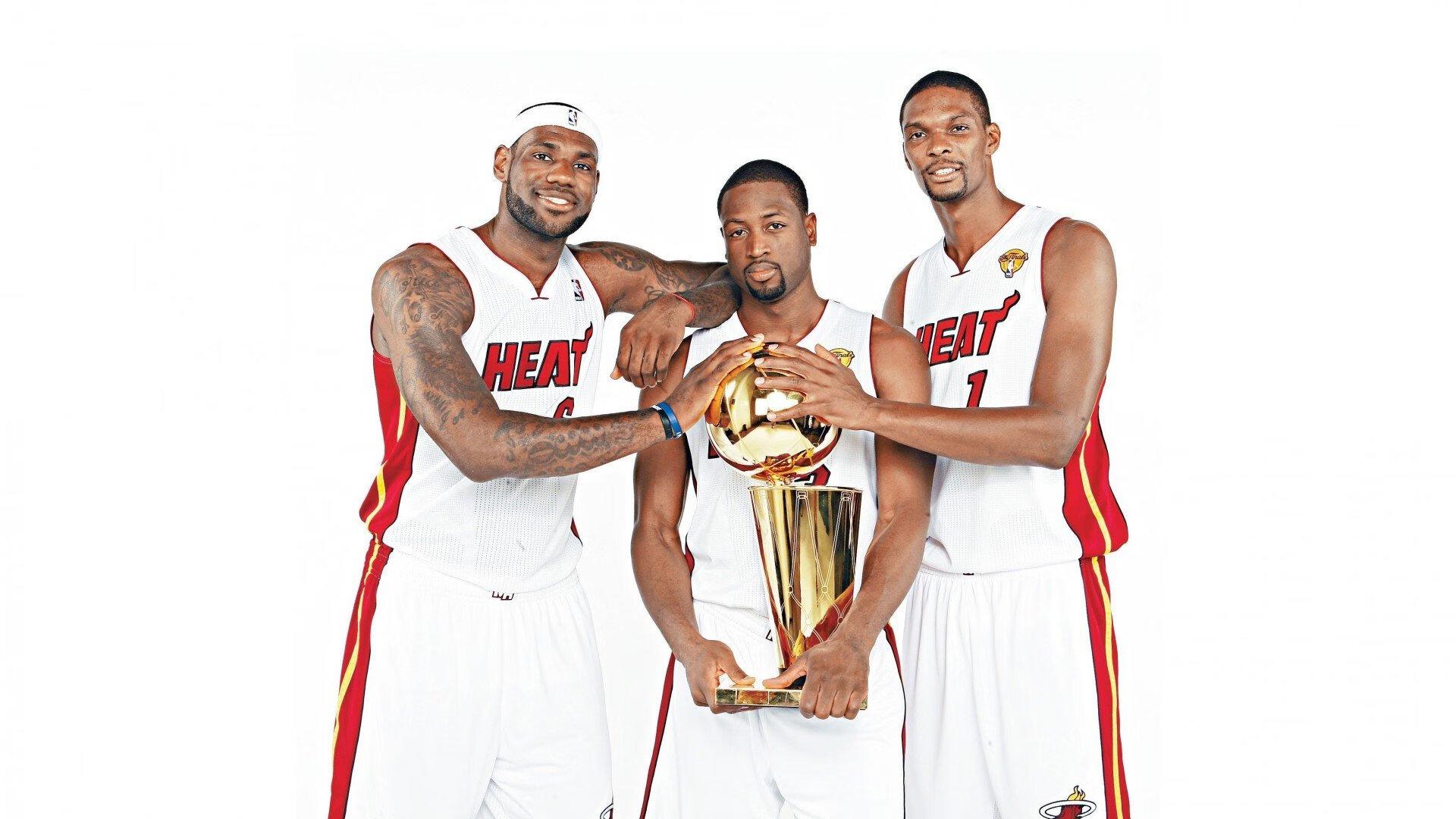 三分绝杀引争议，模仿哈登？奥尼尔与霍华德传奇尚难超越