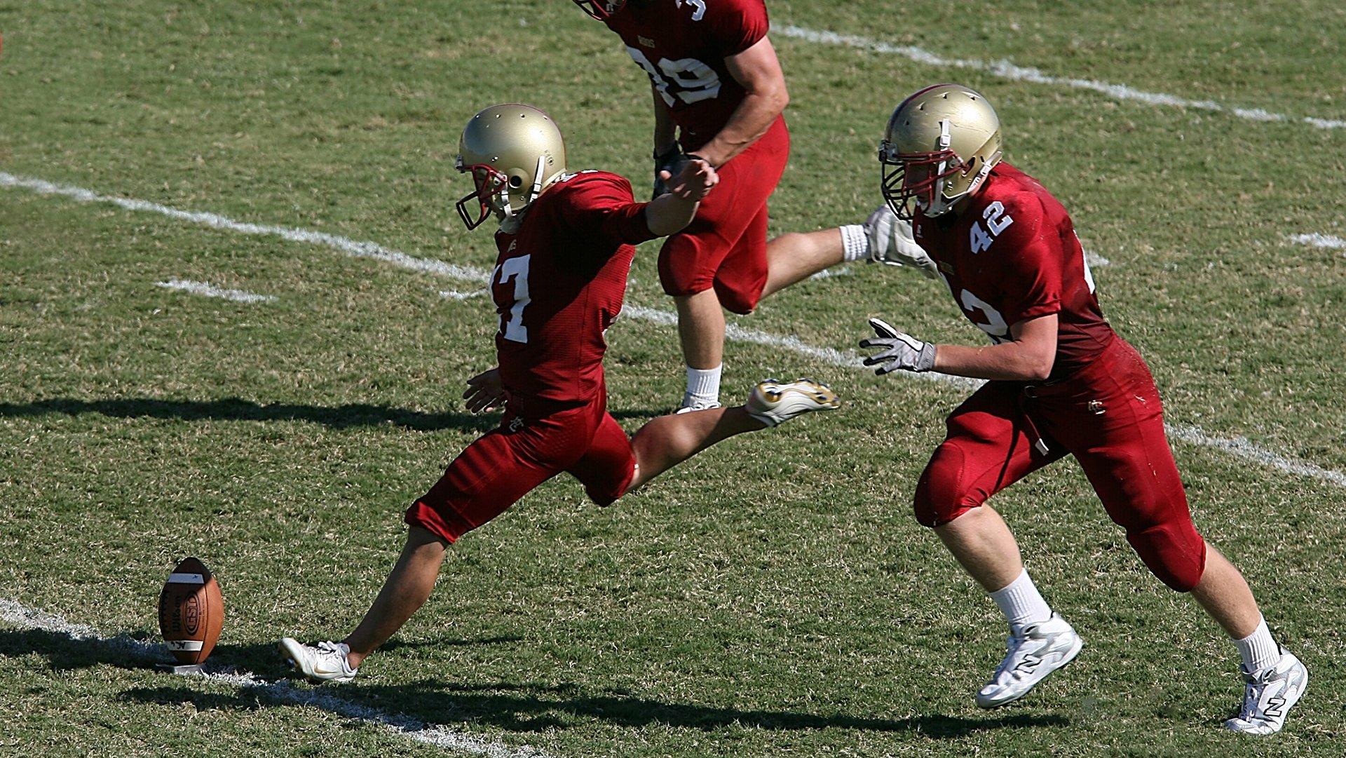 拜仁伤病潮现转机，阿芳与伊藤洋辉预计十二月回归，穆西亚拉恢复期延长